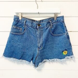 Vintage Paris Blues | 90s Embroidered Daisy Dukes Size Juniors 13